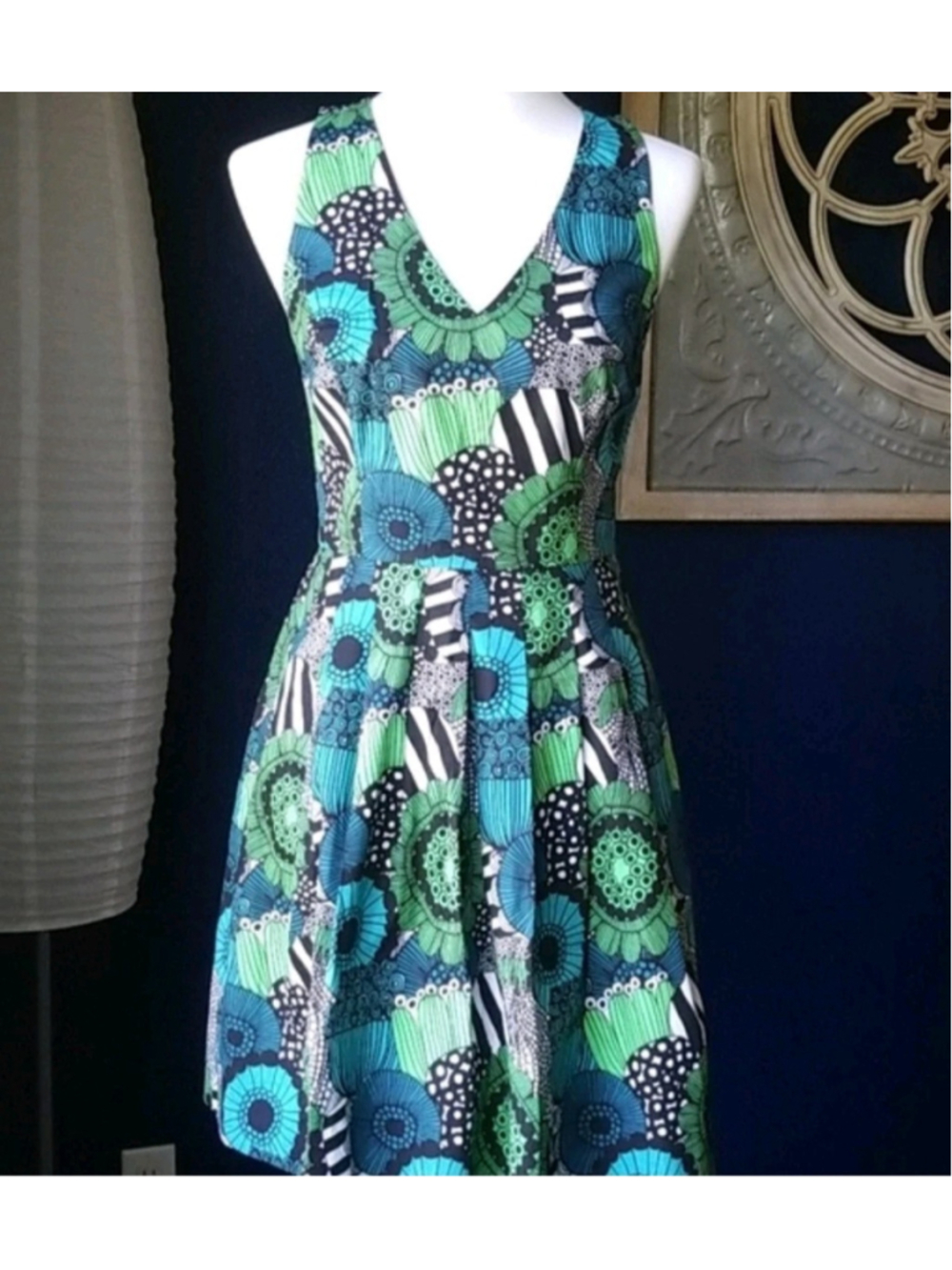 Banana Republic Marimekko Dress Size 6 Floral Print Fit Flare Pleated NWT